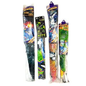 Vintage 1997 Kites- Incredible Hulk, Silver Surfer, Aliens X, Star Trek 42"-52"